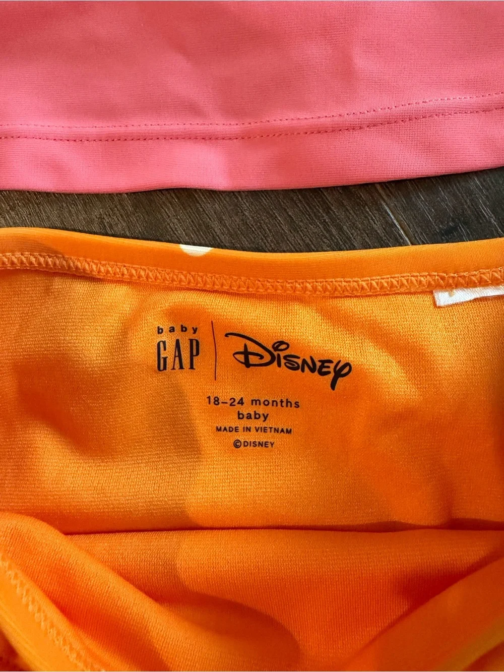 GAP Girls Pink Minnie Mouse Rash Guard Swim Set with Orange Polka Dot Bottoms
